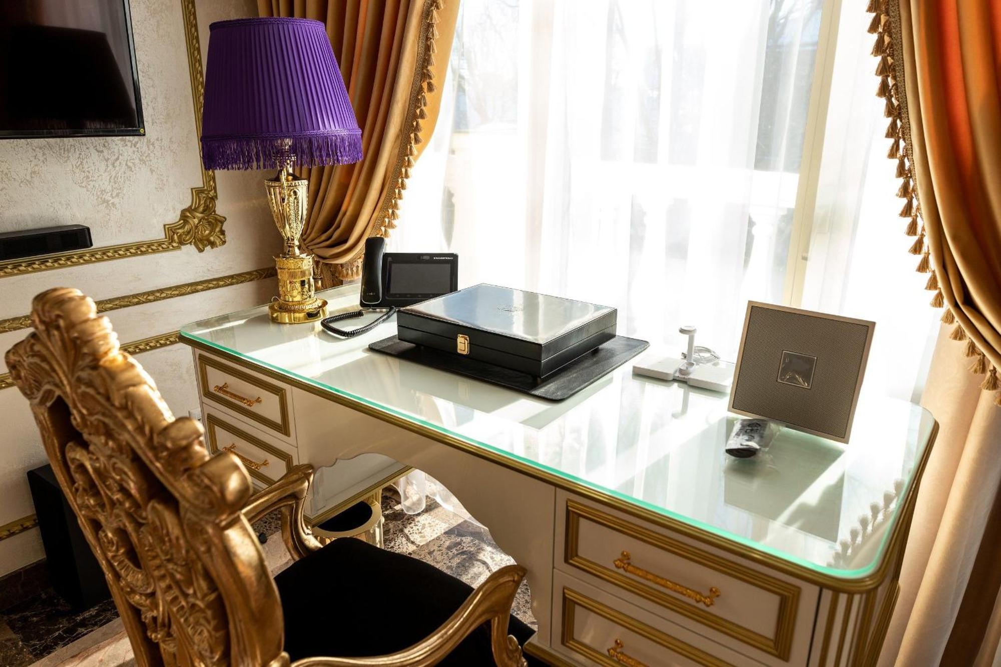 Royal Palace Luxury Hotel And Spa Khmelʼnytsʼkyy 部屋 写真