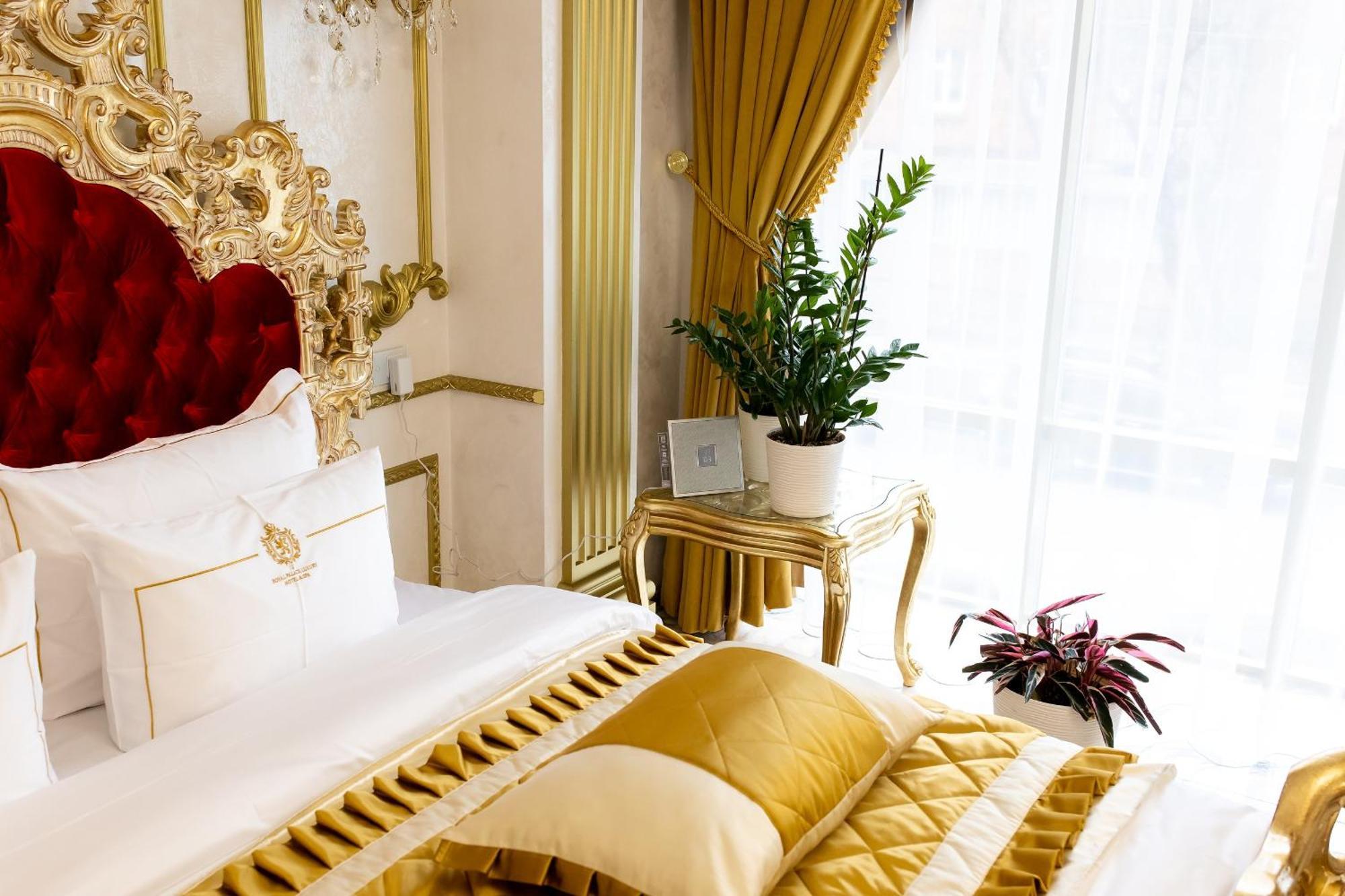 Royal Palace Luxury Hotel And Spa Khmelʼnytsʼkyy 部屋 写真