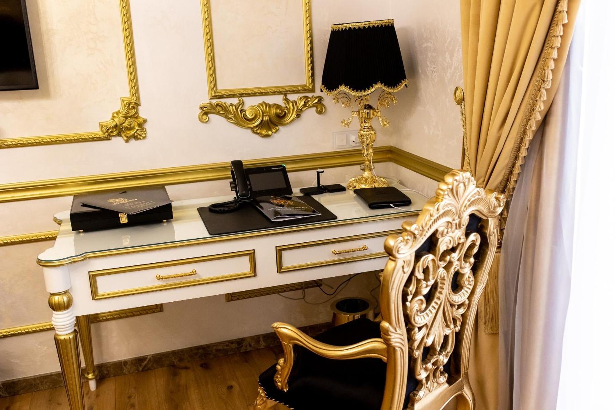 Royal Palace Luxury Hotel And Spa Khmelʼnytsʼkyy 部屋 写真