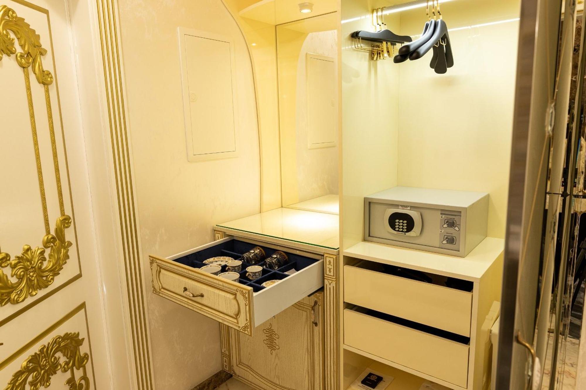 Royal Palace Luxury Hotel And Spa Khmelʼnytsʼkyy 部屋 写真